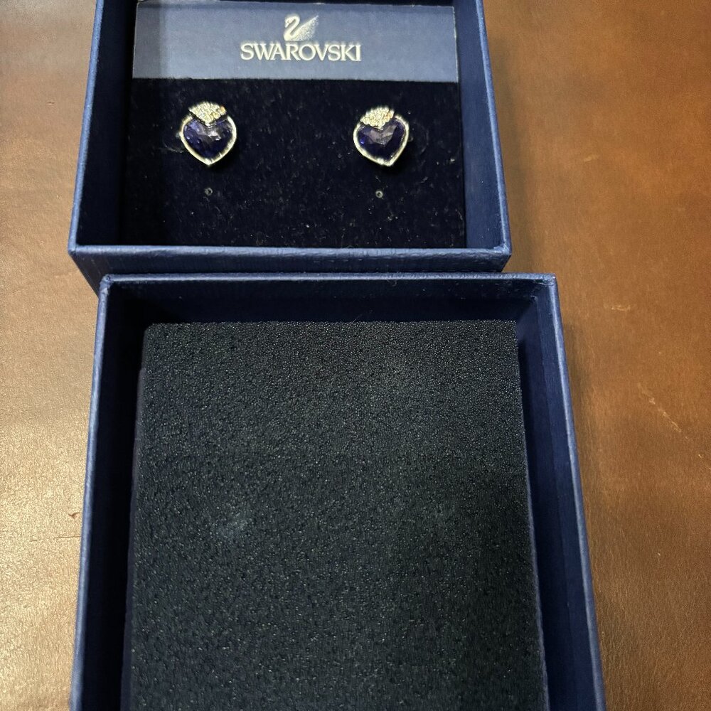 NIB Rare Swarovski Oceanic Tanzanite Heart Earrings